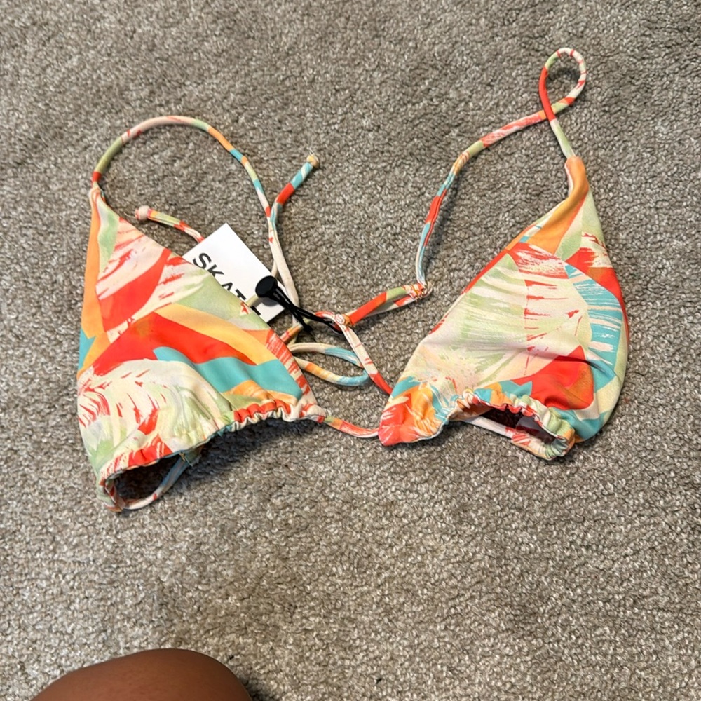 Skatie Ella top